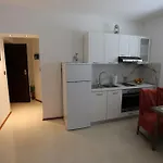 Center 4 People *