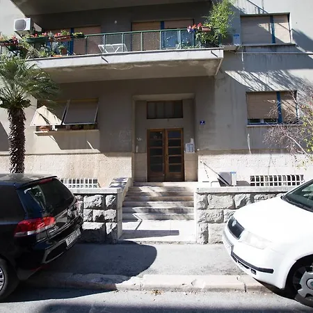 Apartmán Center 4 People Split