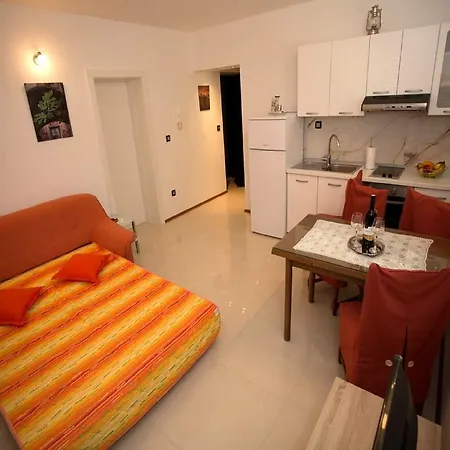 Apartmán Center 4 People *